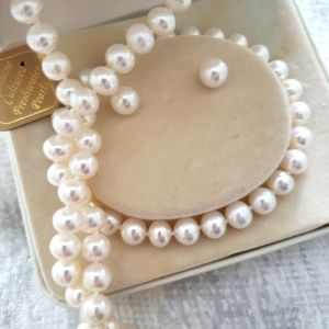 Freshwater pearls